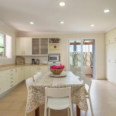 Xpce Artola Playa - De Lujo Con Pista De Padel Privada Y Piscina Marbella