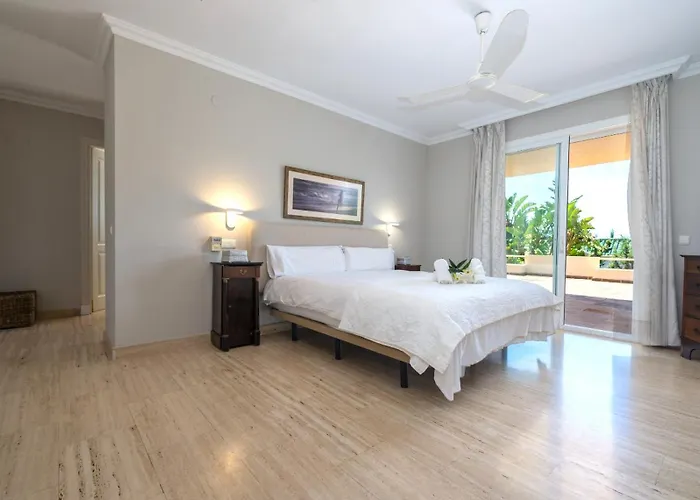 Xpce Artola Playa - De Lujo Con Pista De Padel Privada Y Piscina Marbella
